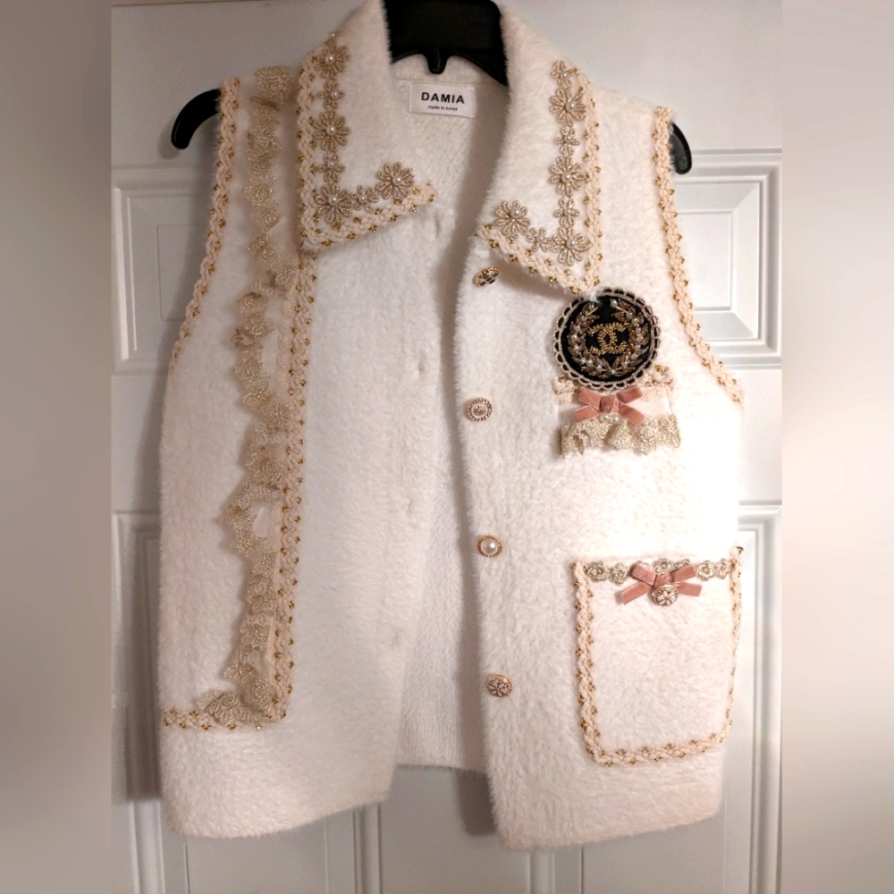 Damia White Fleece Vest